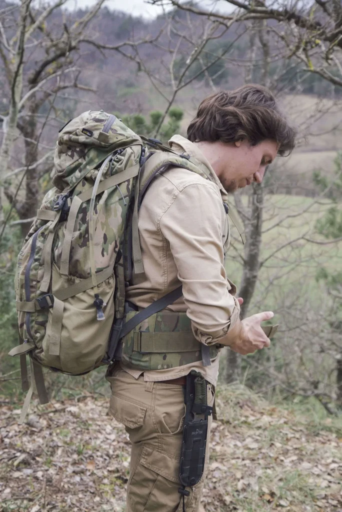 Lo zaino di emergenza preparato durante il corso di sopravvivenza BOSCO PRO